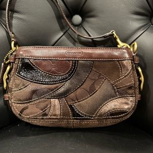 Coach clutch/wristlet